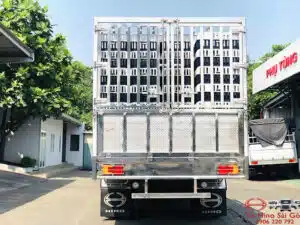 Xe Tải Hino FG8JP8A 8 Tấn Thùng Chở Gia Cầm 7.3m