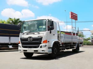 Xe Tải Hino FG8JT8A 8 Tấn Thùng Lửng 10m