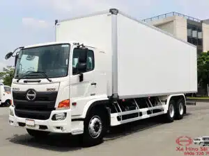 Xe Tải Hino FL8JW8A 15 Tấn Thùng Bảo Ôn Quyền 9.1m