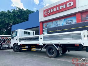 Xe Tải Hino XZU720 3.5 Tấn Thùng Lửng 5.2m