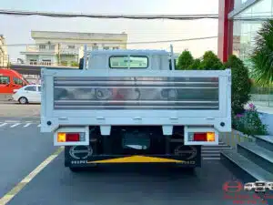 Xe Tải Hino XZU730 5 Tấn Thùng Lửng 5.7m