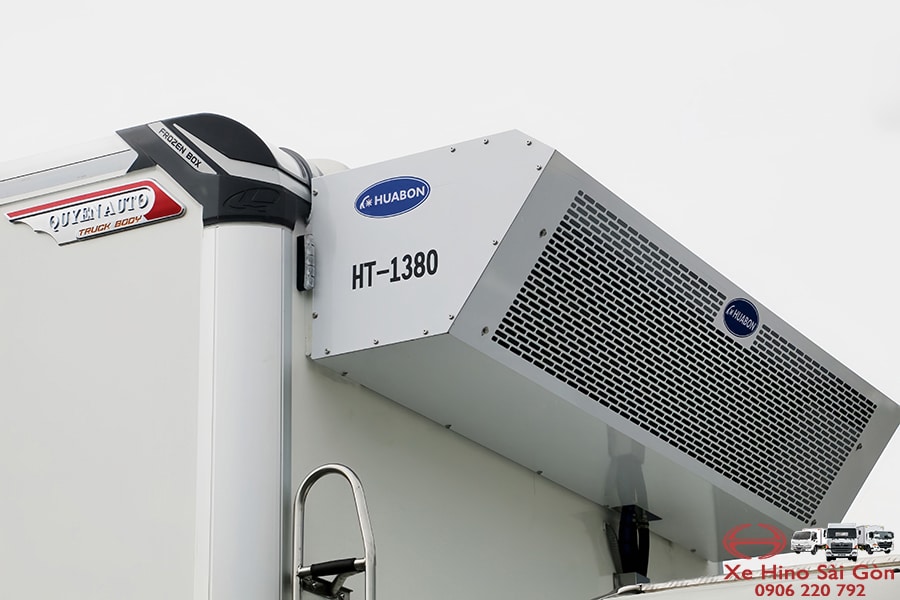 Xe Tải Hino FL8JW8A 15 Tấn Thùng Đông Lạnh 9.1m