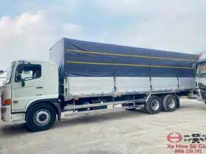 Xe Tải Hino FM 15 Tấn Thùng Mui Bạt Nhôm 9.4m