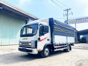 Xe Tải Jac N200S 1.9 Tấn Thùng Mui Bạt 4.4m